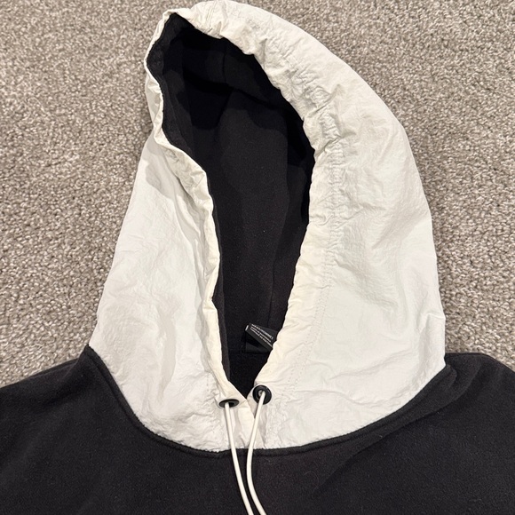 Men’s vintage The North Face hoodie - Picture 2 of 5